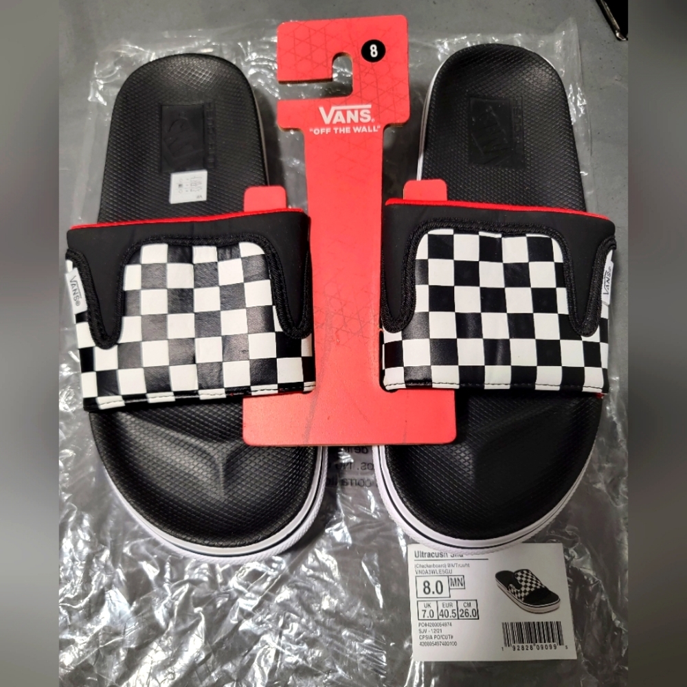 VANS Checkerboard Ultracush Slides Men's 8 or Women's 9.5 NEW Slide on sandals